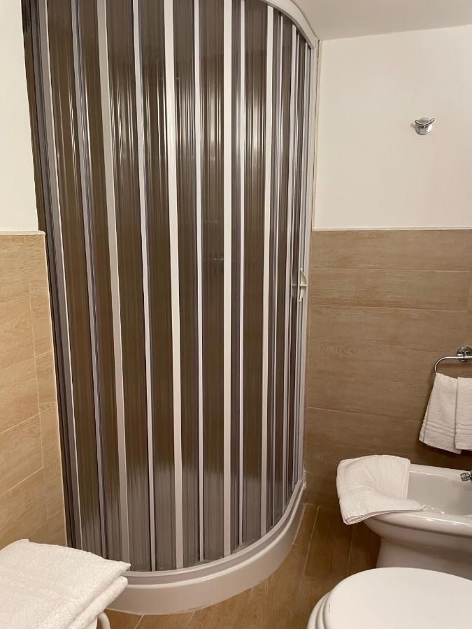 Suite White Vieste Luaran gambar